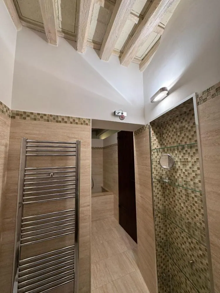 Majorelle Comfy Apartment Rom